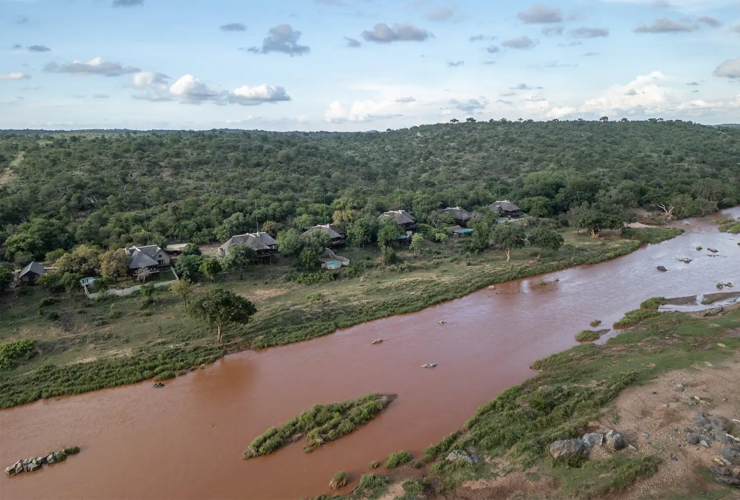 1747848070564_Nyati-I-Olifant-Villa-View-from-accross-Olifant copy Wildlife safari in Balule Nature Reserve in Greater Kruger